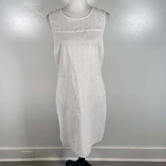 Banana Republic Sheath Dress Womens Size 10 White Eyelet Round Neck Back Zip - Picture 1 of 15